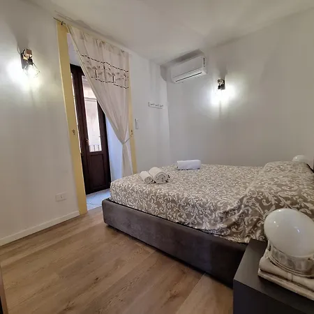 Artemis Moon - Ortigia Lovely شقة